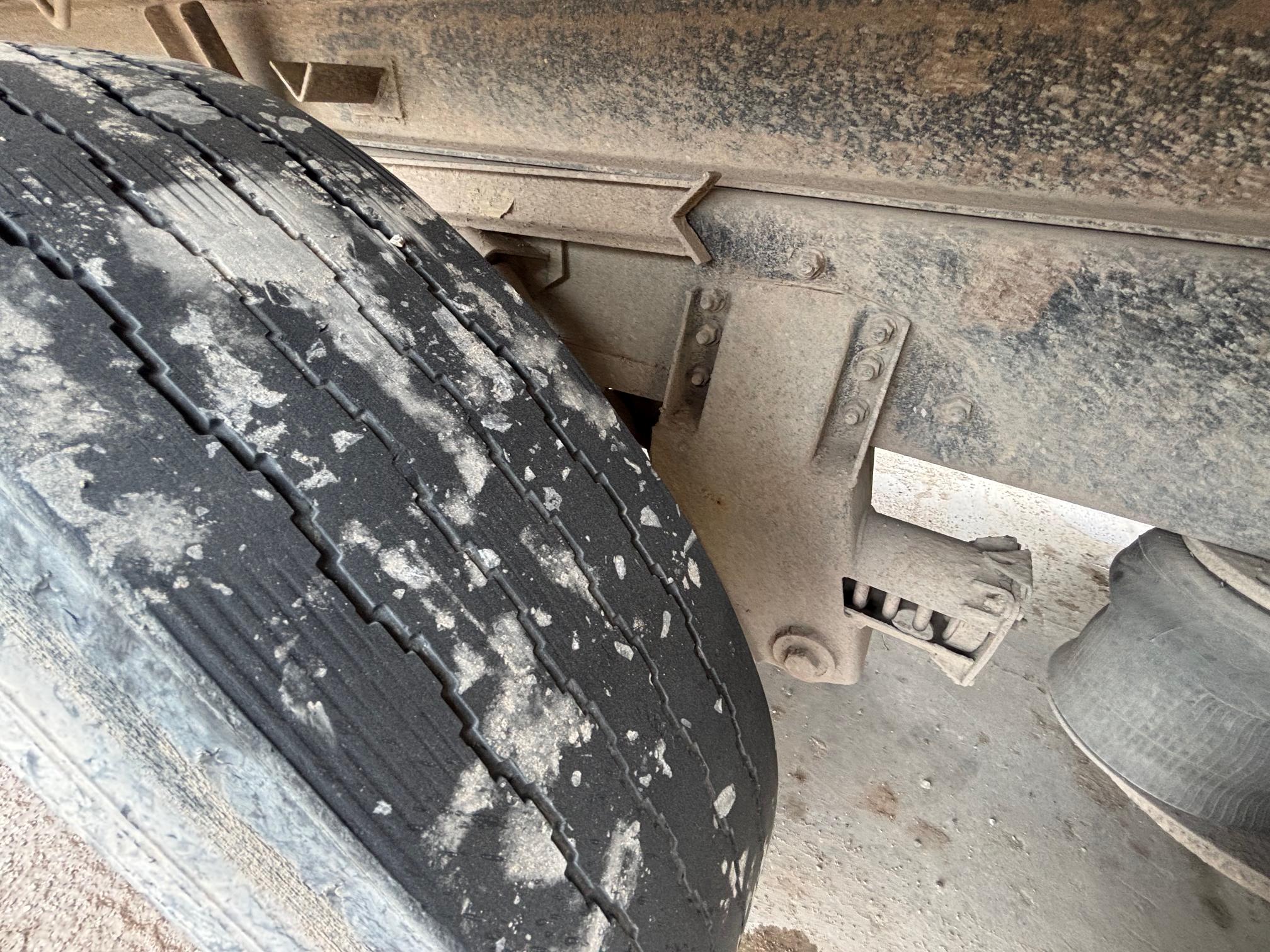 1995 MACK CL713 - Image 28